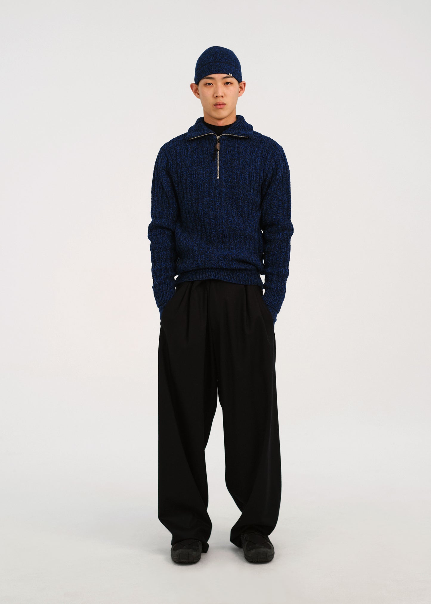 Troyer Knit Sweater w/ Gloves