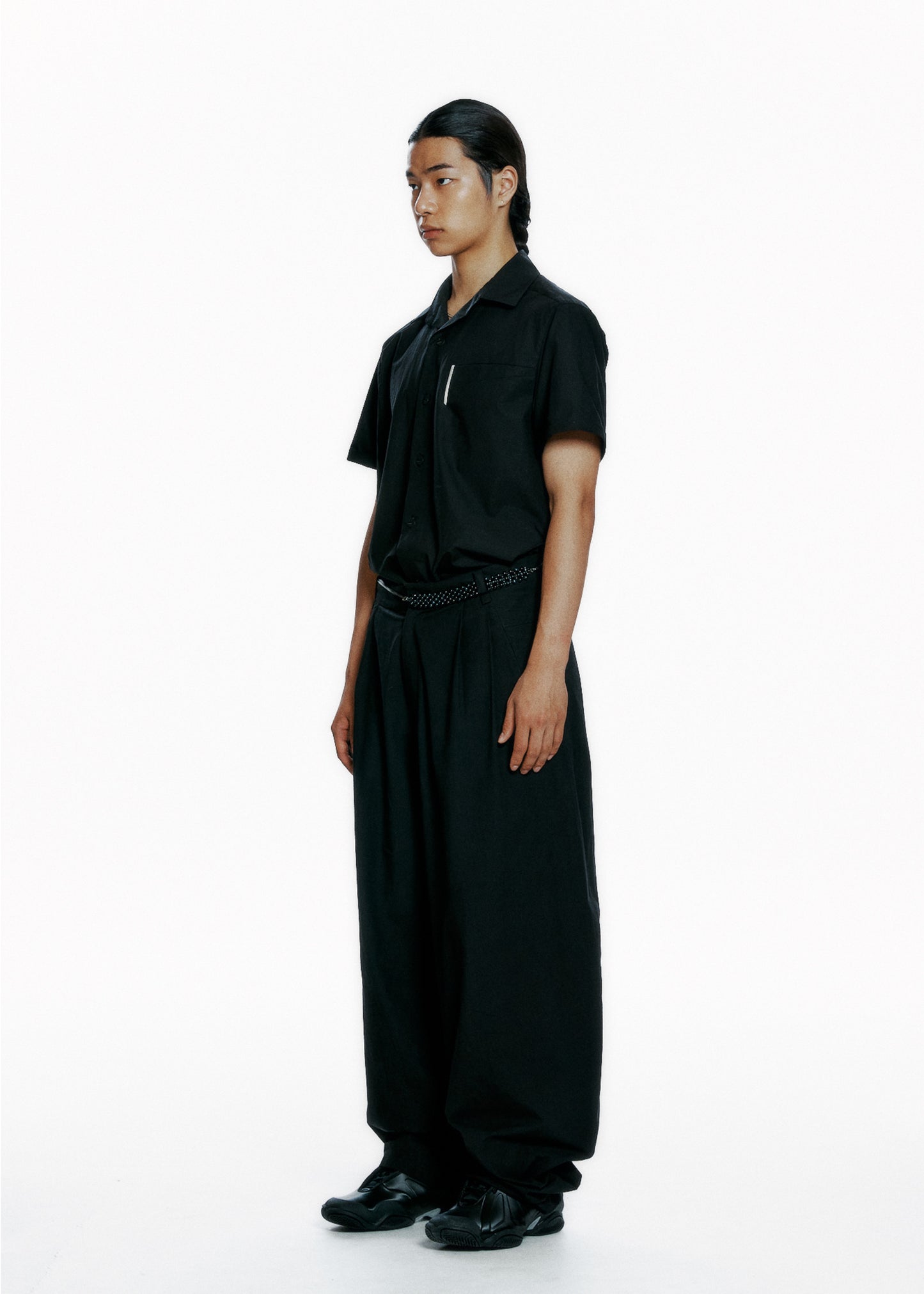 Short Sleeve Shirt w/ Pin