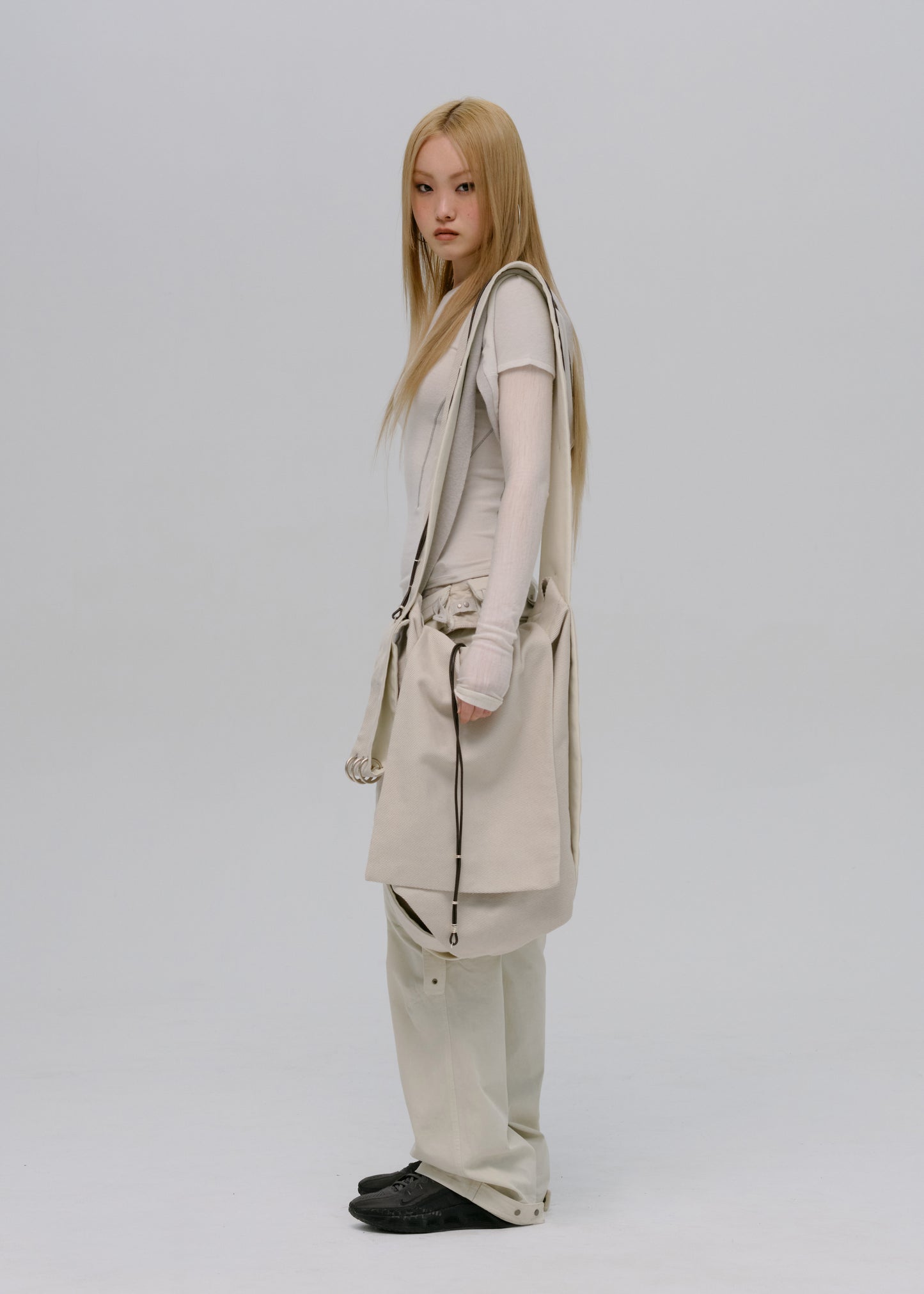 Layered T-Shirt w/ Harness Hoodie <Sept. 2>