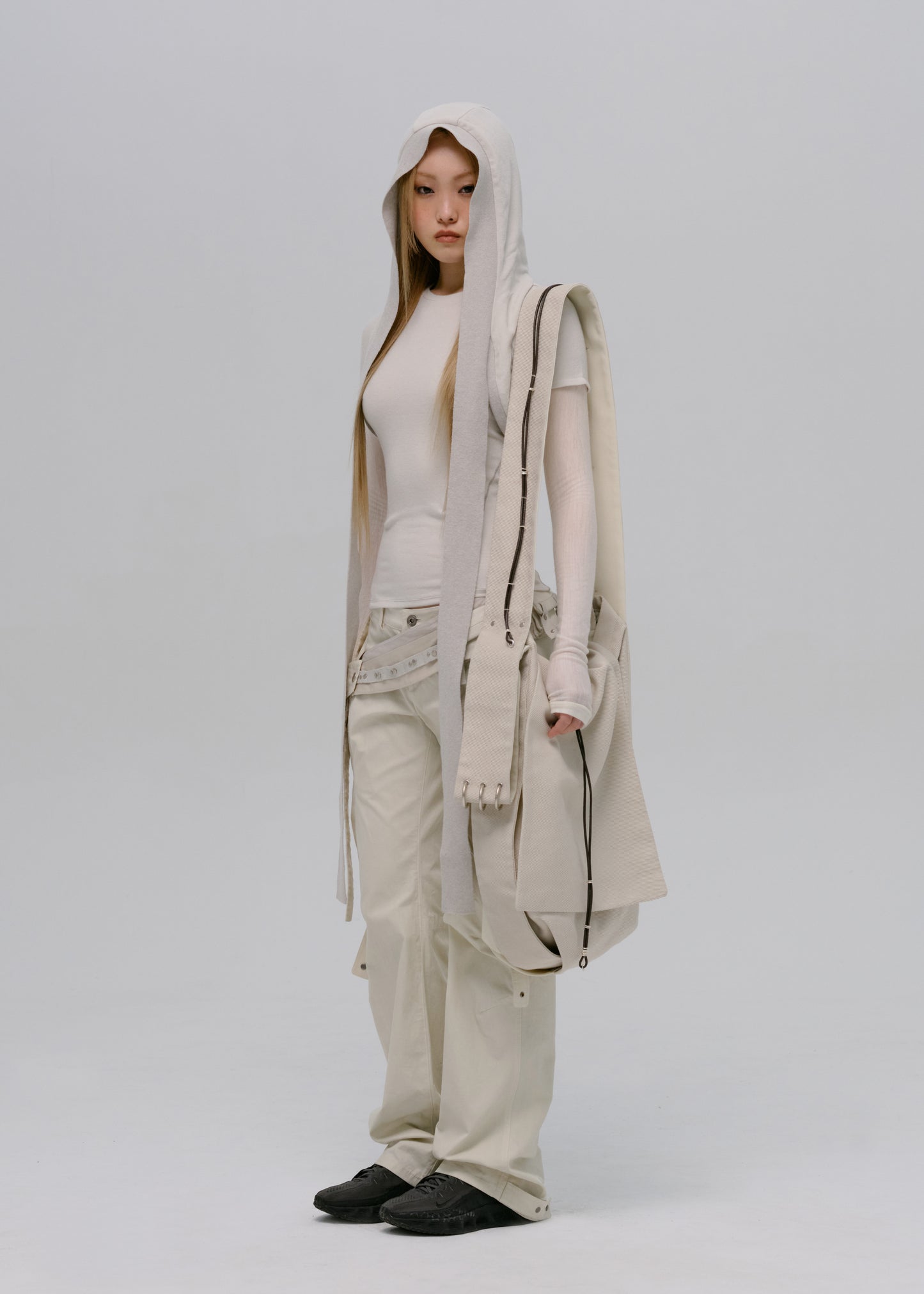 Layered T-Shirt w/ Harness Hoodie <Sept. 2>