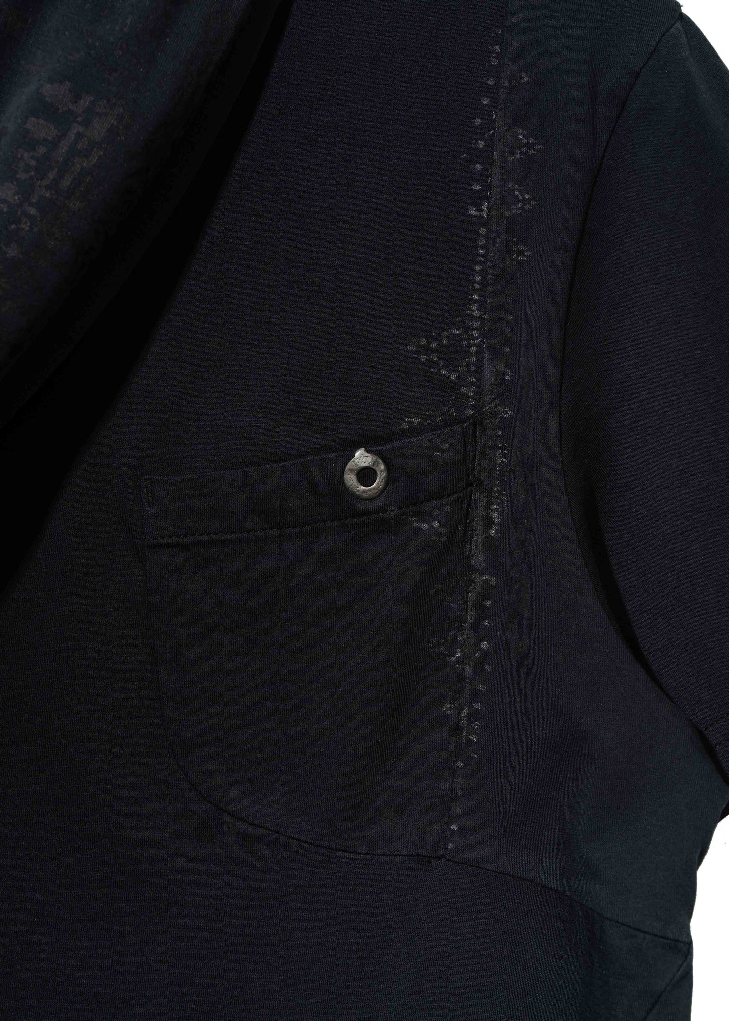 Basic T-shirt w/ Graphic Scarf