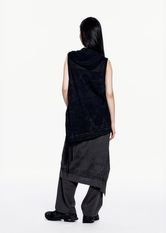 Sleeveless Knit w/ Macrame Hoodie