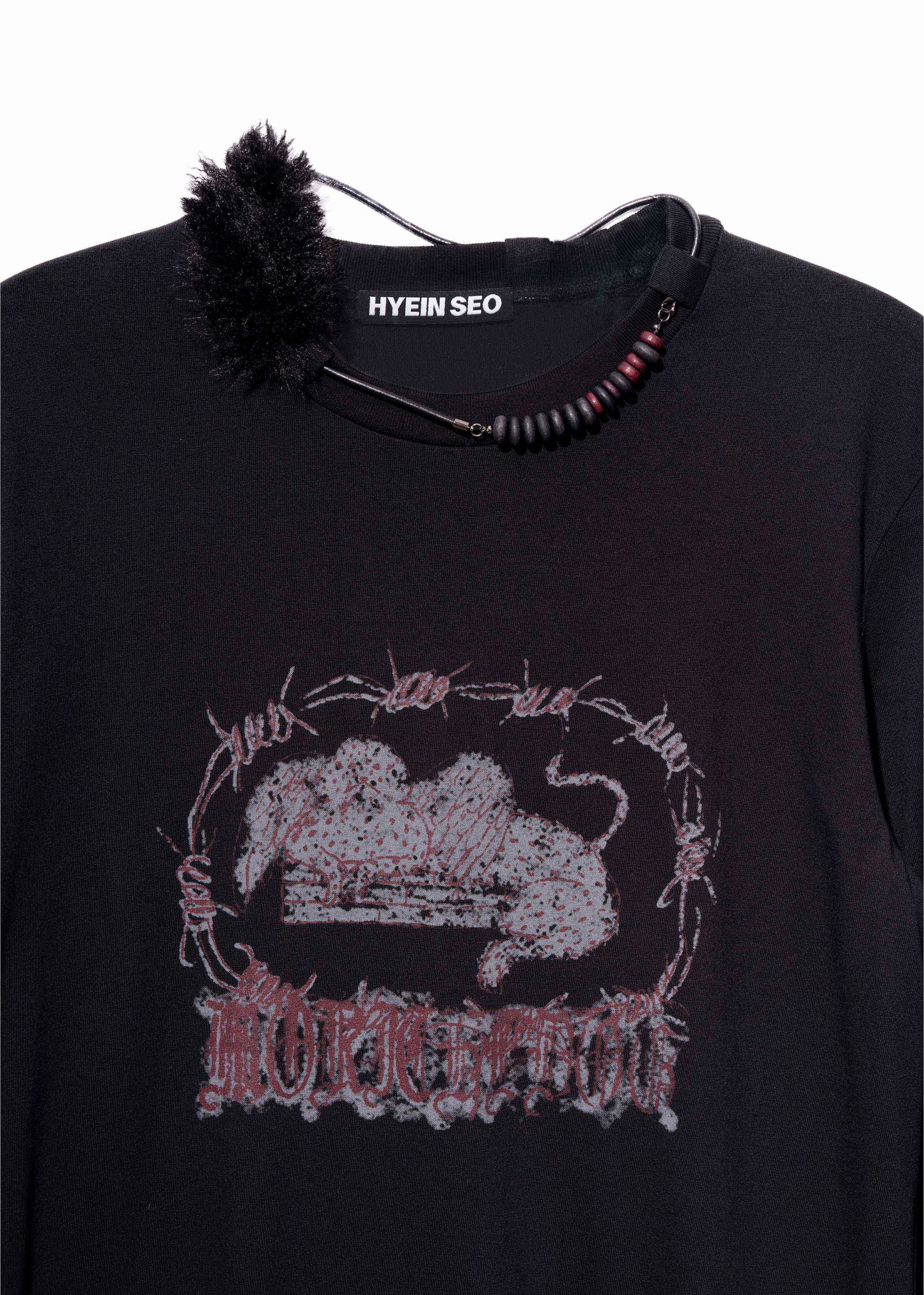 Graphic T-Shirt w/ Necklace
